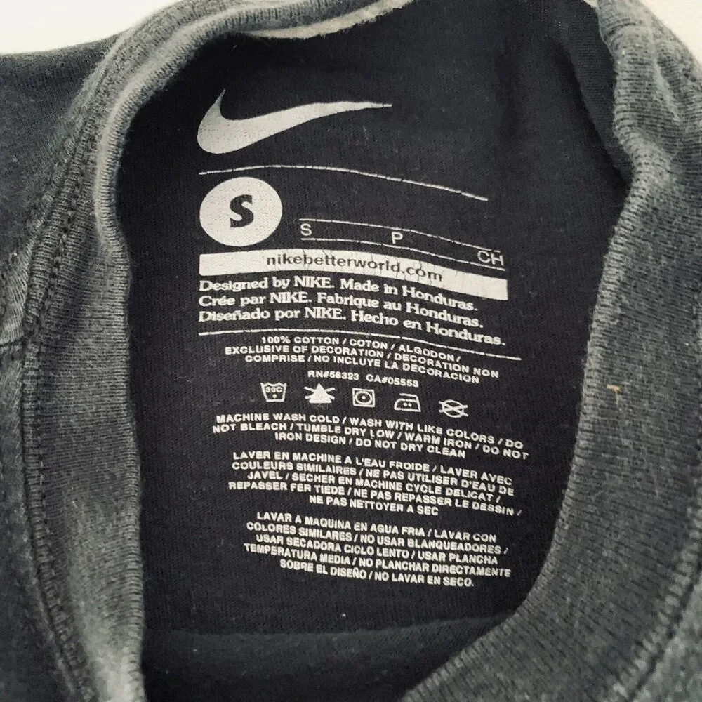 Nike Shirt Kobe Bryant Black Mamba‎ Aged Perfection Tee Youth Small Gold 1996